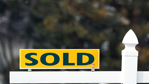 Sold-Sign